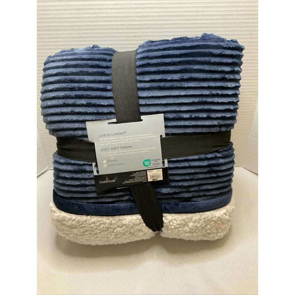 Cuddle Duds‎ Navy Blue Rib Microplush & Sherpa Fleece Plush Throw Blanket, 50x60